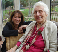 Lynne Featherstone with Dorothy Scales