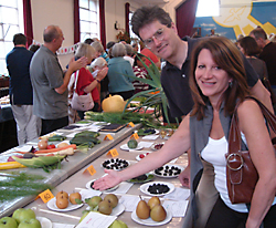 Lynne Featherstone MP and Cllr Bob Hare with his prize winning pears