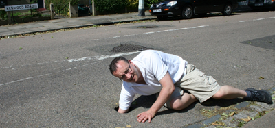Cllr Neil Williams and the Kenwood Road pothole