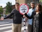 Digital image attached of Cllr Richard Wilson, Cllr Ed Butcher and Lynne Featherstone MP on the pedestrian crossing on Upper Tollington Park