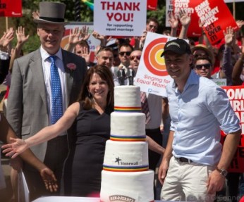 Lynne Featherstone MP celebrating the third reading of the Bill on Monday (credit: http://www.complicity.co.uk/LordsEqualMarriage/)